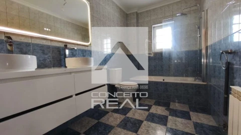 Moradia T3 para Venda em Canedo, Vale e Vila Maior