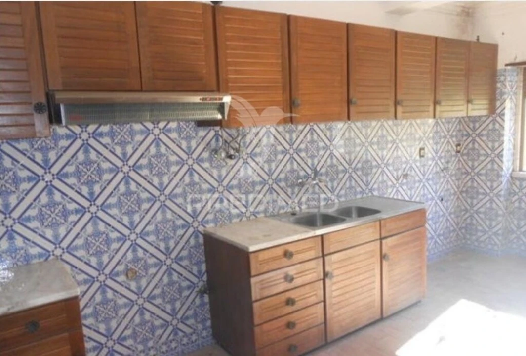 Moradia T6 para Venda em São João Baptista e Santa Maria dos Olivais Foto 9