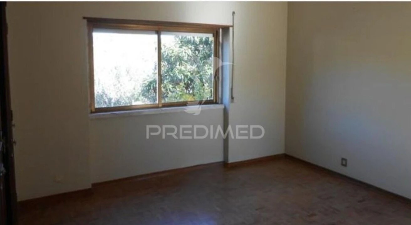 Moradia T6 para Venda em São João Baptista e Santa Maria dos Olivais Foto 10