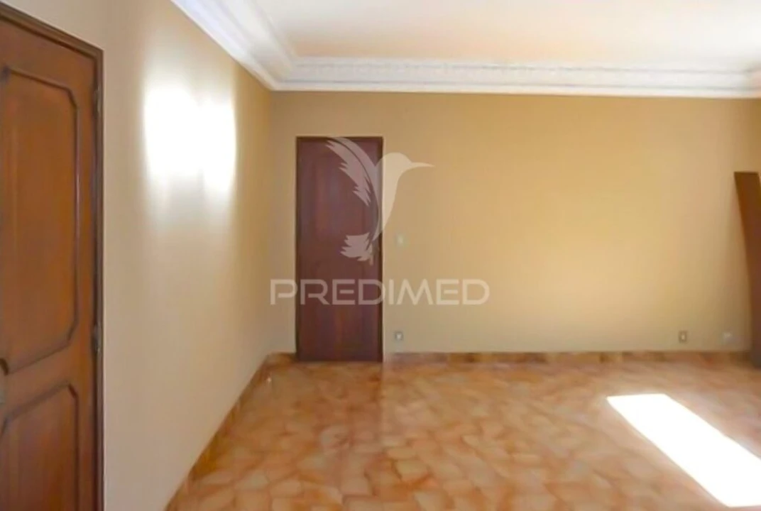 Moradia T6 para Venda em São João Baptista e Santa Maria dos Olivais Foto 11