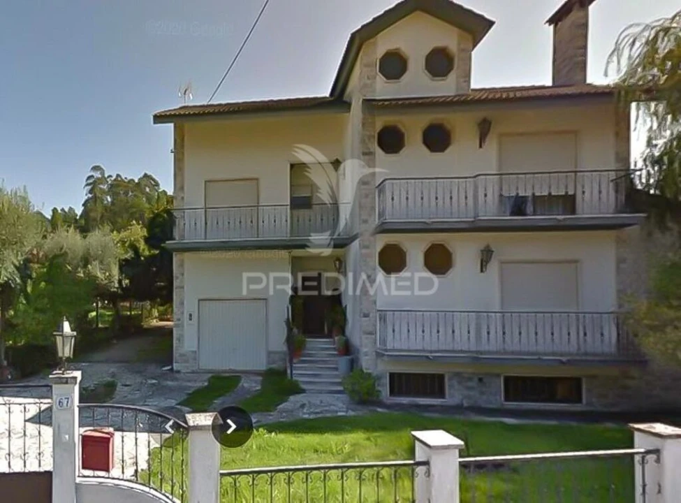 Moradia T6 para Venda em São João Baptista e Santa Maria dos Olivais Foto 3
