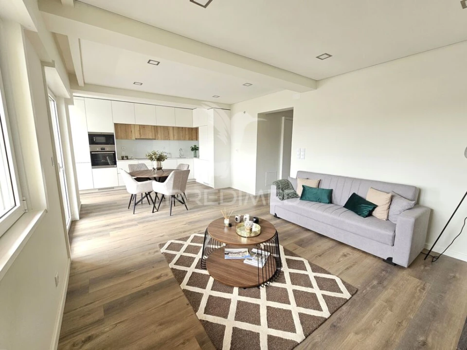 Apartamento T3 para Venda em Benfica Foto 6