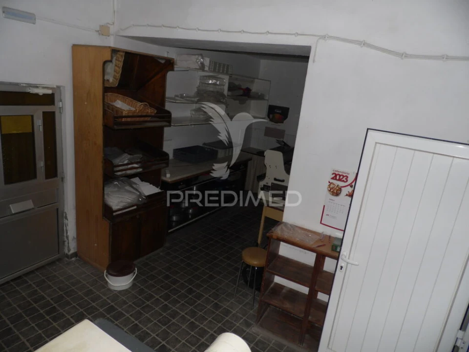 Prédio para Venda em Évora (São Mamede, Sé, São Pedro e Santo Antão) Foto 9