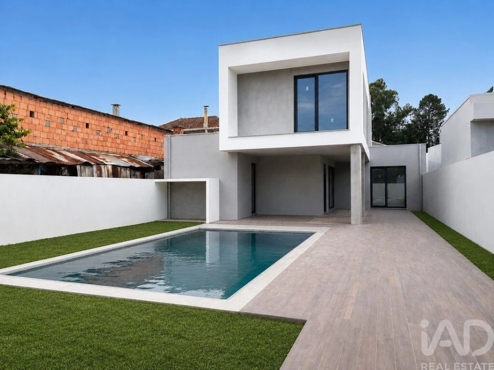 Moradia T3 para Venda em Paredes Foto 2