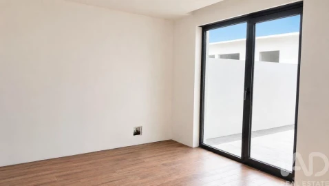 Moradia T3 para Venda em Paredes