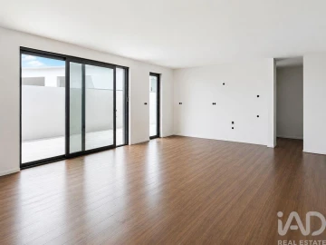 Moradia T3 para Venda em Paredes