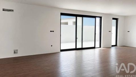 Moradia T3 para Venda em Paredes
