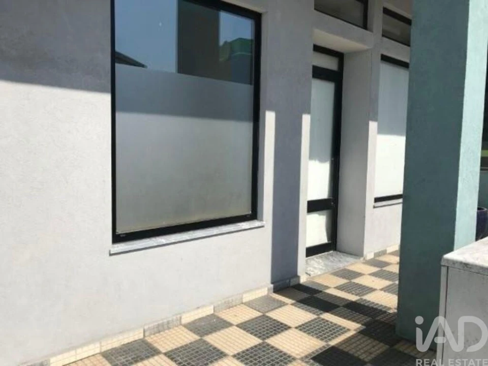 Loja para Venda em Valpaços e Sanfins Foto 5