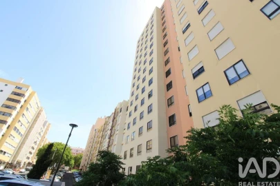 Apartamento T4 para Venda em Águas Livres