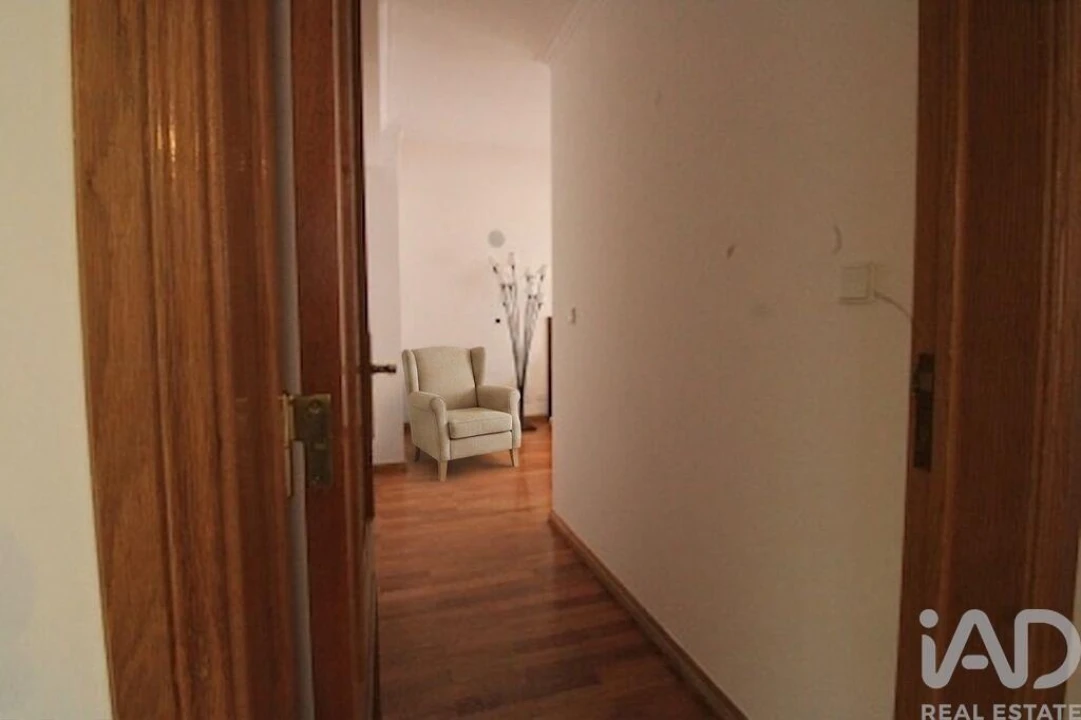 Apartamento T4 para Venda em Águas Livres Foto 27