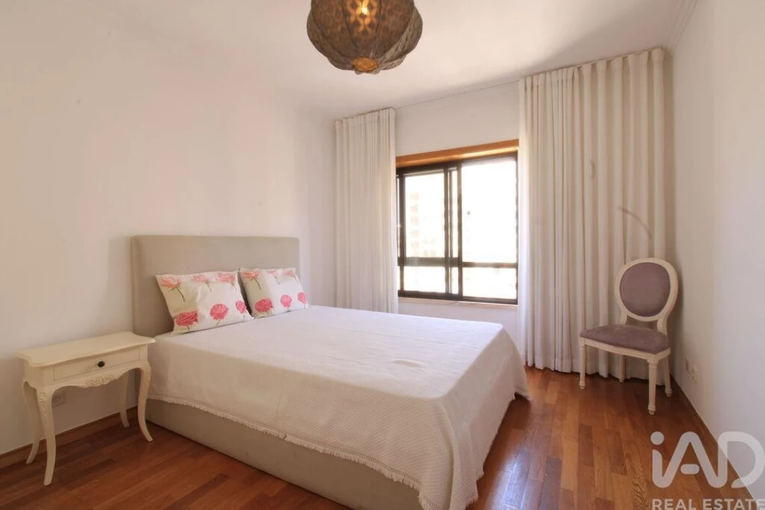 Apartamento T4 para Venda em Águas Livres Foto 26