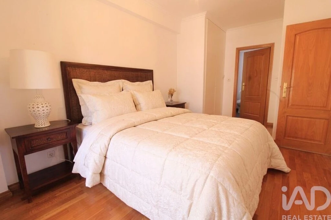 Apartamento T4 para Venda em Águas Livres Foto 19