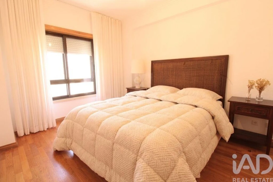 Apartamento T4 para Venda em Águas Livres Foto 20