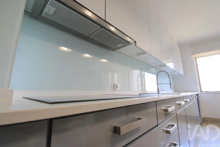 Apartamento T4 para Venda em Águas Livres Foto 9