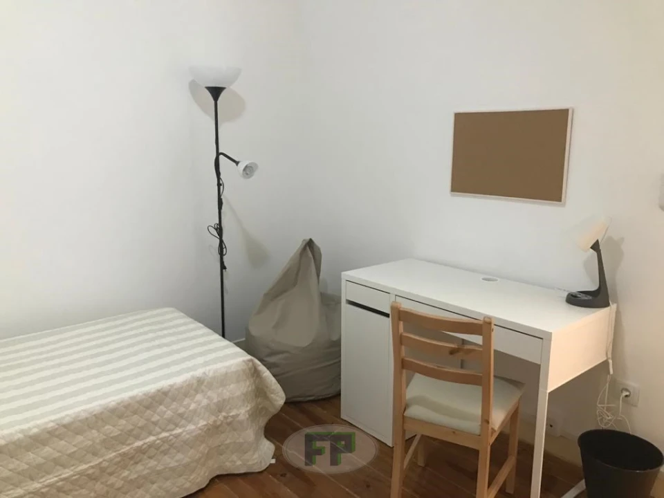 Quarto para Arrendamento em Arroios Foto 3