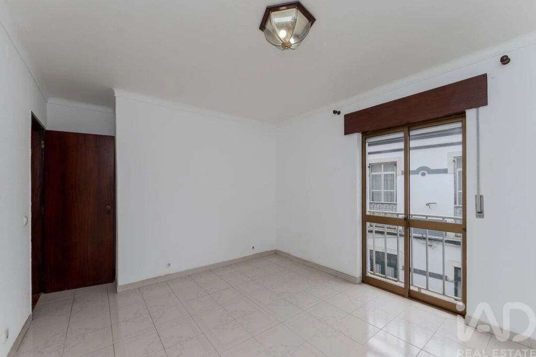 Apartamento T2 para Arrendamento em União das Freguesias de Setúbal Foto 7