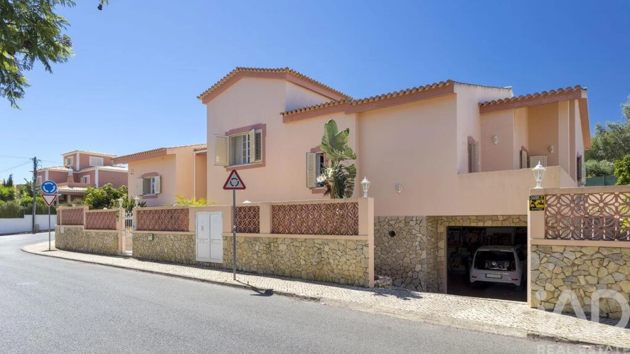 Moradia para Venda em Alvor Foto 35