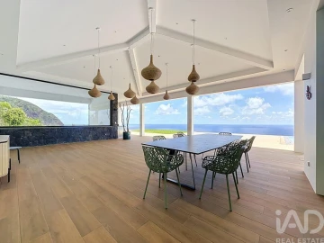 Moradia T5 para Venda em Arco da Calheta