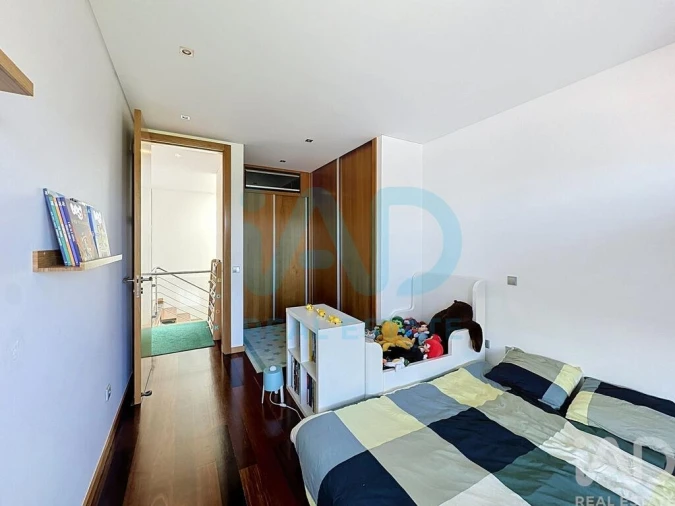 Moradia T3 para Venda em São Felix da Marinha Foto 19