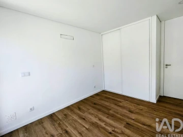 Moradia T2 para Venda em Vila Praia de Ancora