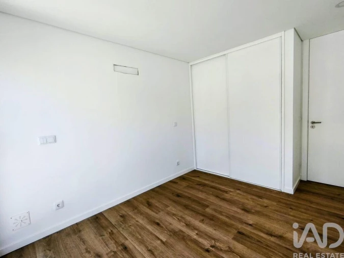 Moradia T2 para Venda em Vila Praia de Ancora Foto 15