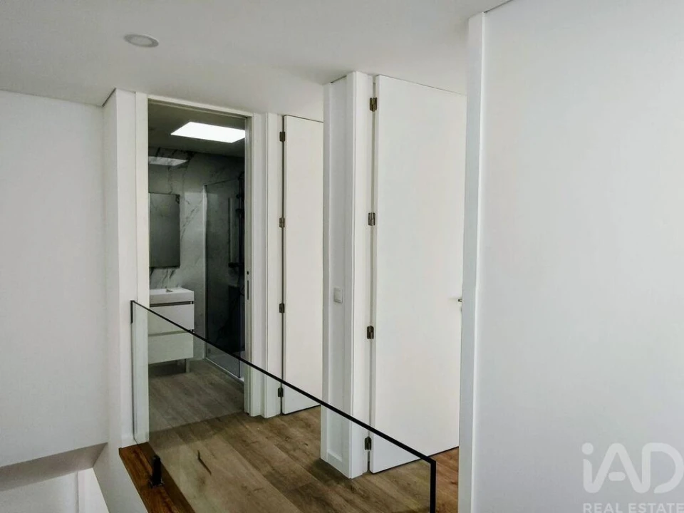 Moradia T2 para Venda em Vila Praia de Ancora Foto 10