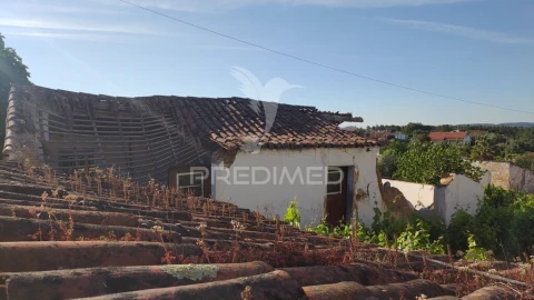Moradia T3 para Venda em Santa Margarida da Coutada