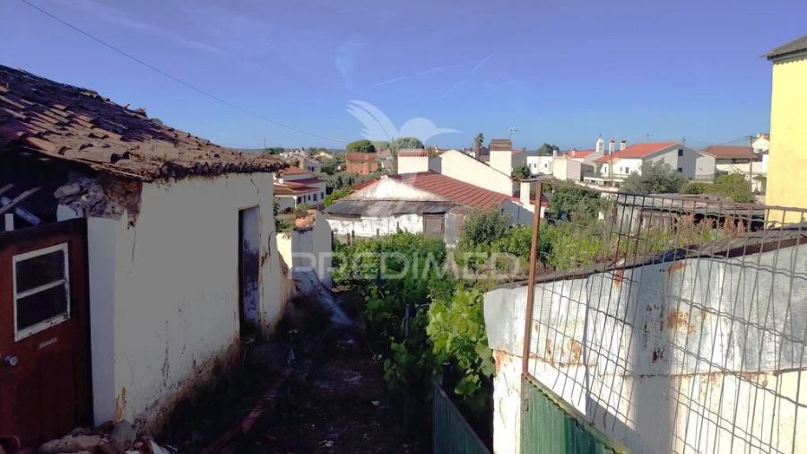 Moradia T3 para Venda em Santa Margarida da Coutada Foto 8