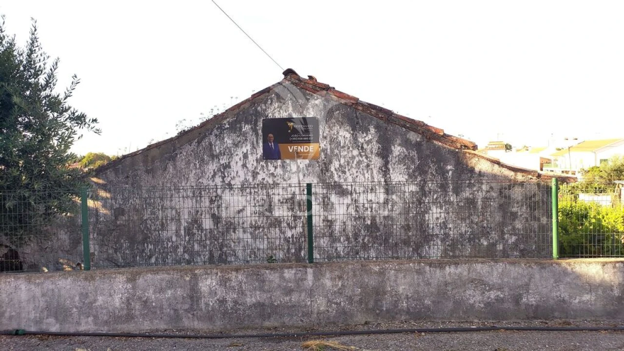 Moradia T3 para Venda em Santa Margarida da Coutada Foto 3