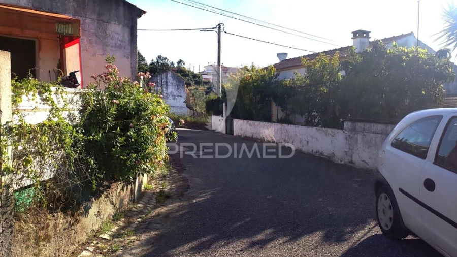 Moradia T3 para Venda em Santa Margarida da Coutada