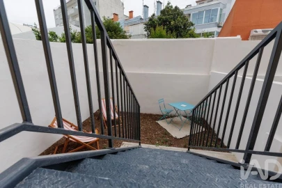 Apartamento T1 para Venda em Campolide