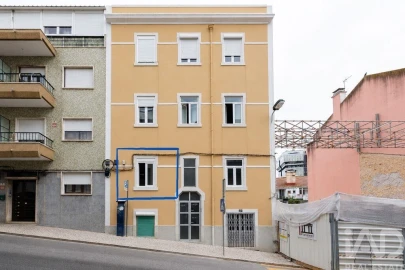 Apartamento T1 para Venda em Campolide
