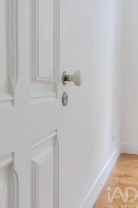 Apartamento T1 para Venda em Campolide