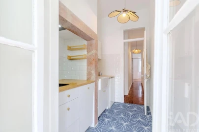 Apartamento T1 para Venda em Campolide