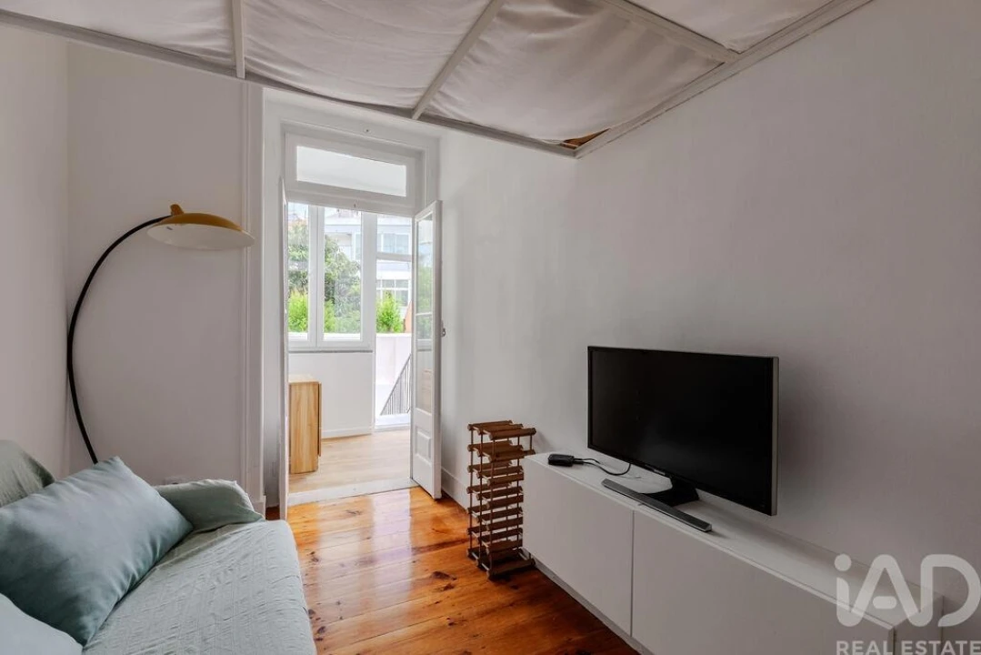 Apartamento T1 para Venda em Campolide Foto 13