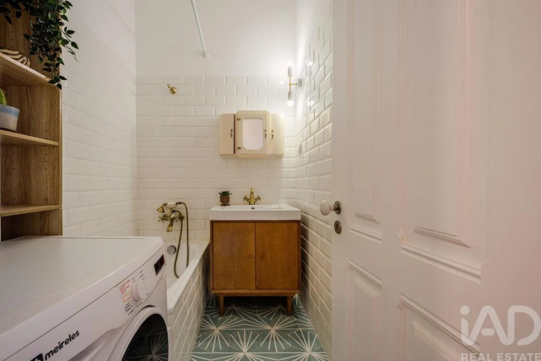 Apartamento T1 para Venda em Campolide Foto 22