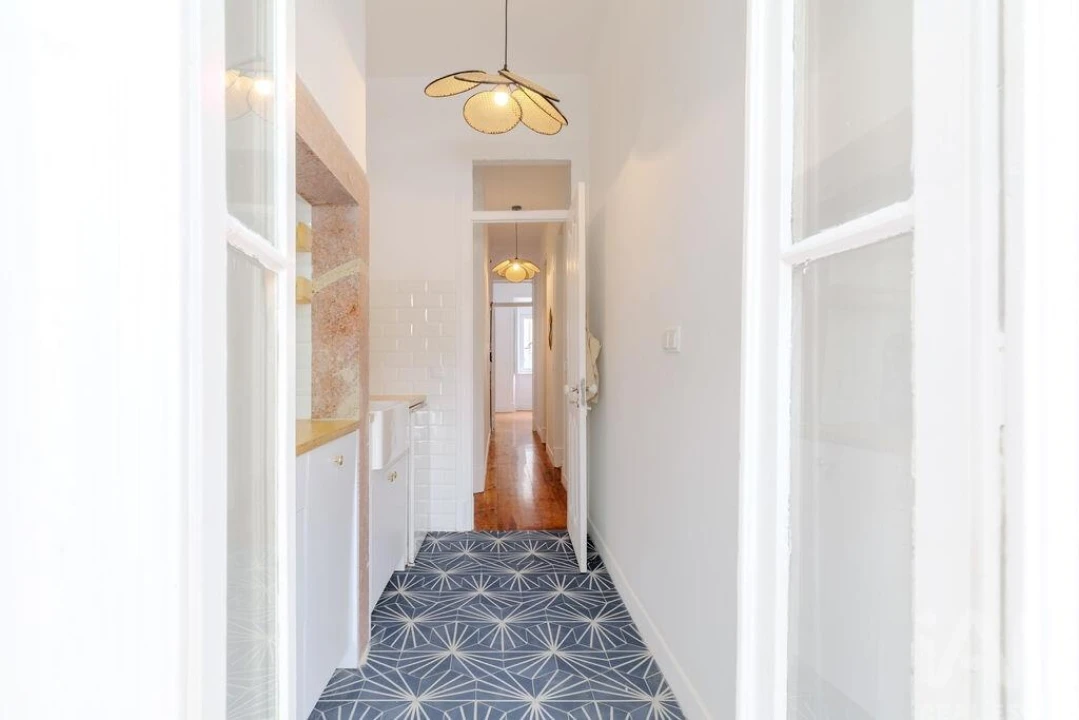 Apartamento T1 para Venda em Campolide Foto 17