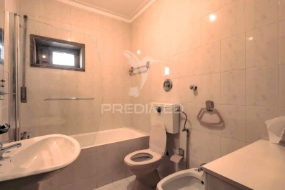 Apartamento T3 para Venda em Custóias, Leça do Balio e Guifões