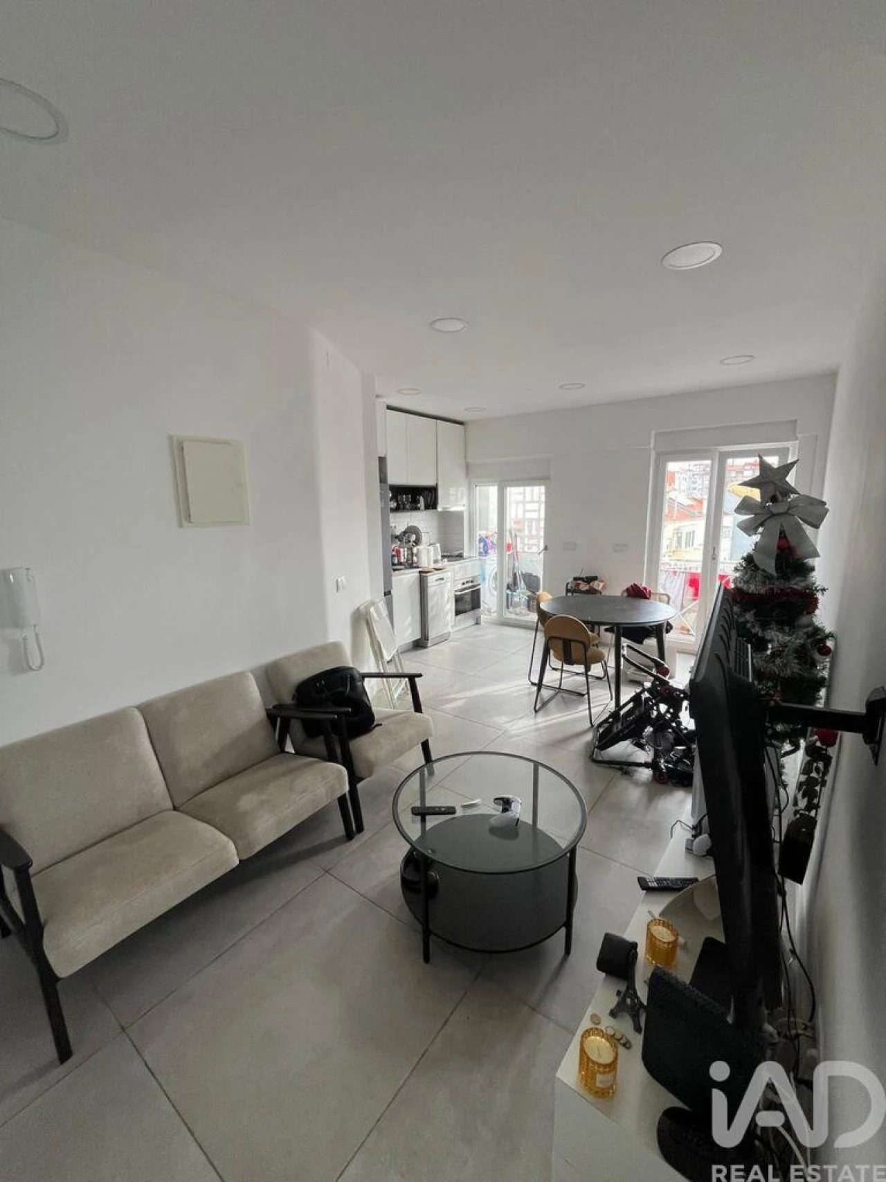 Apartamento T2 para Venda em Benfica Foto 2