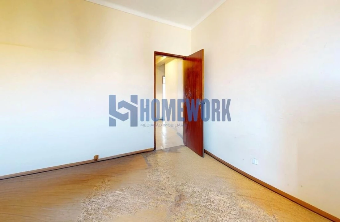 Apartamento T4 para Venda em Alto do Seixalinho, Santo André e Verderena Foto 17