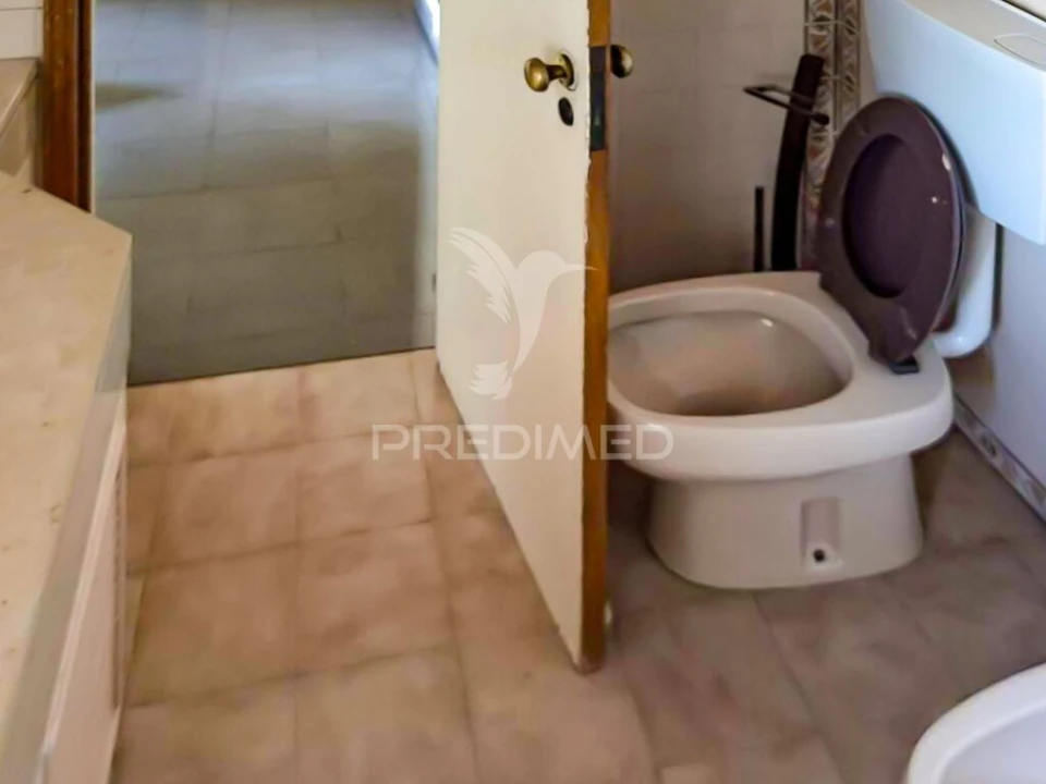 Apartamento T2 para Venda em Santo António dos Cavaleiros e Frielas Foto 10