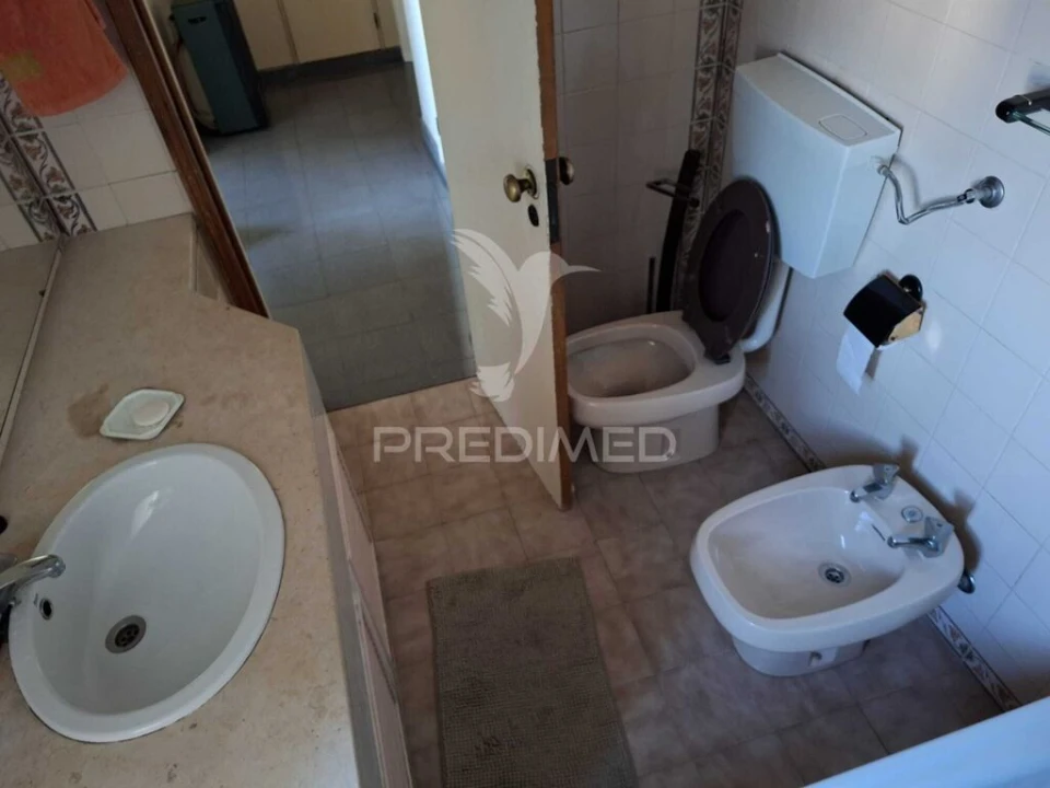 Apartamento T2 para Venda em Santo António dos Cavaleiros e Frielas Foto 11