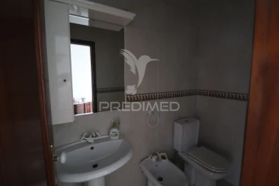 Moradia T3 para Venda em Vila Verde e Barbudo