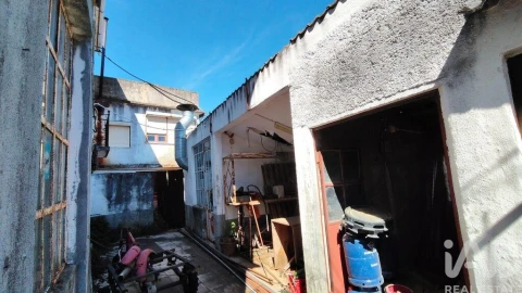 Moradia T3 para Venda em Alvares