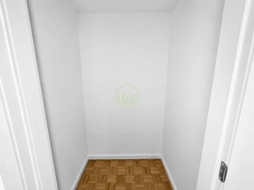 Apartamento T2 para Venda em Póvoa de Varzim, Beiriz e Argivai