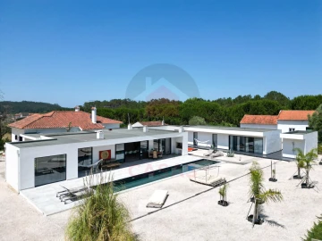 Quinta T5 para Venda em Coz, Alpedriz e Montes