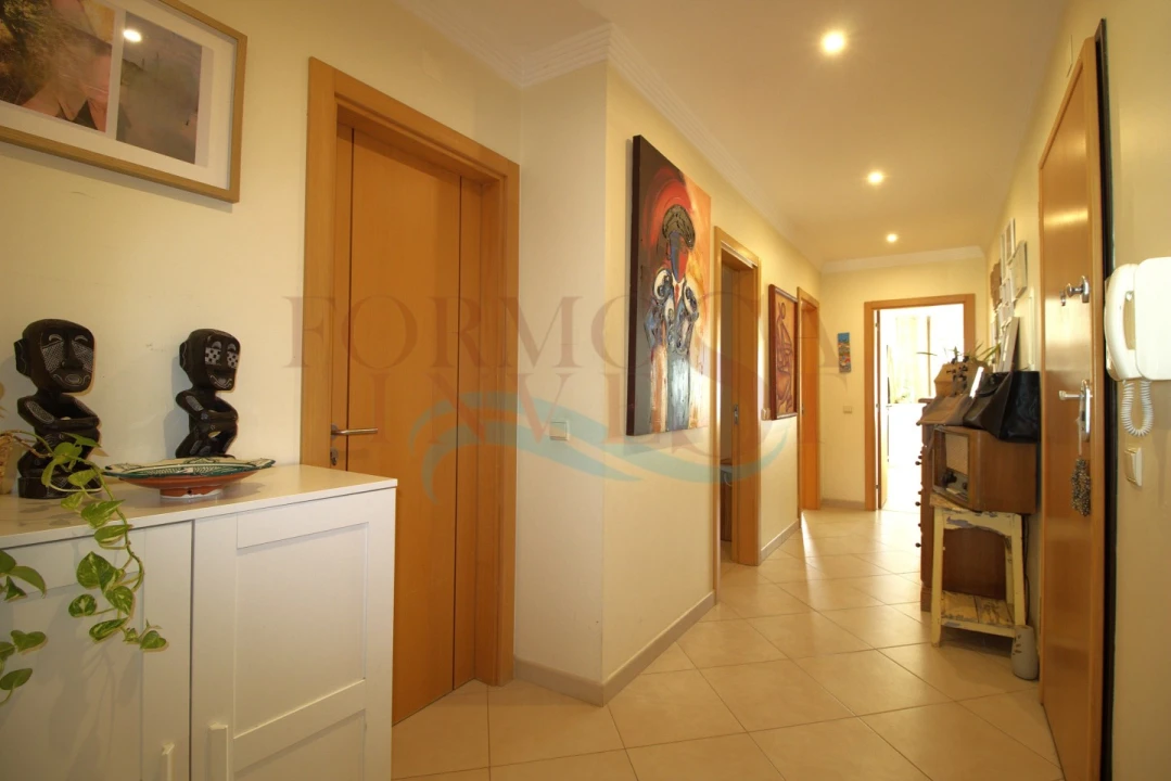 Apartamento T2 para Venda em Moncarapacho e Fuseta Foto 4