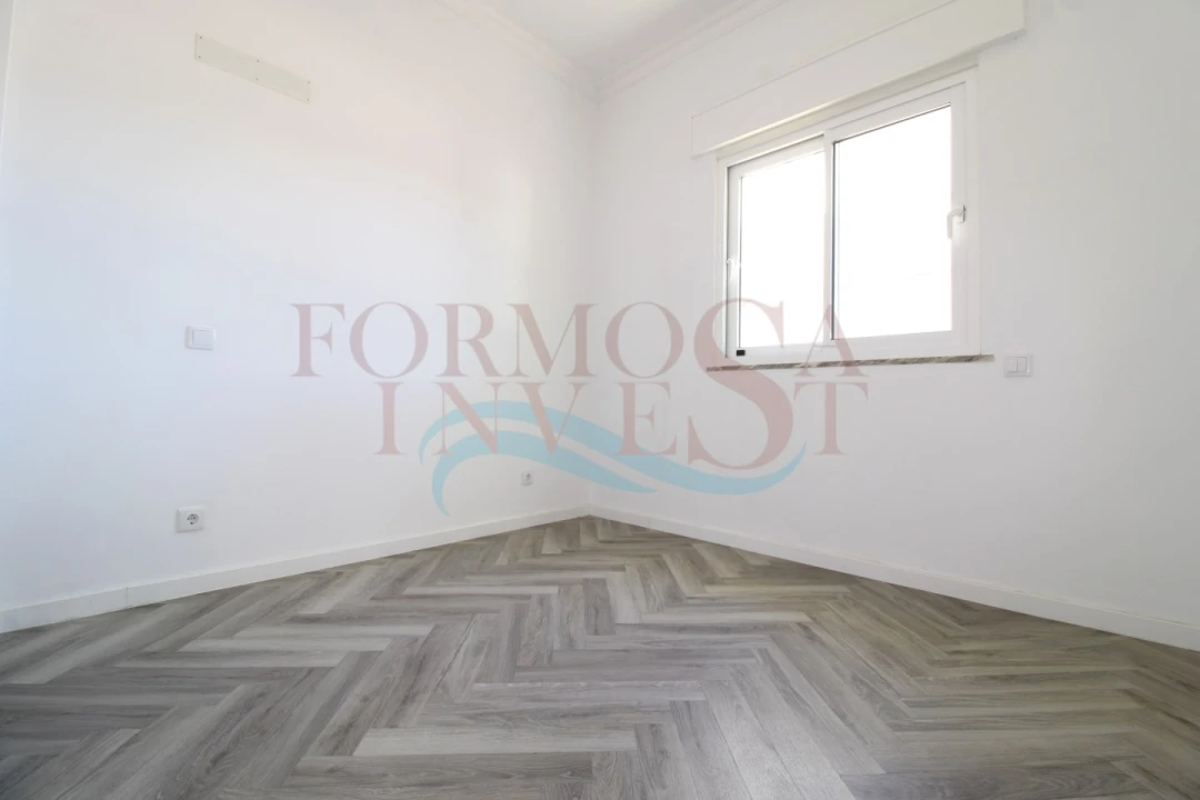 Apartamento T3 para Venda em Moncarapacho e Fuseta Foto 8