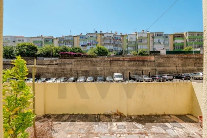 Apartamento T4 para Venda em Alfragide