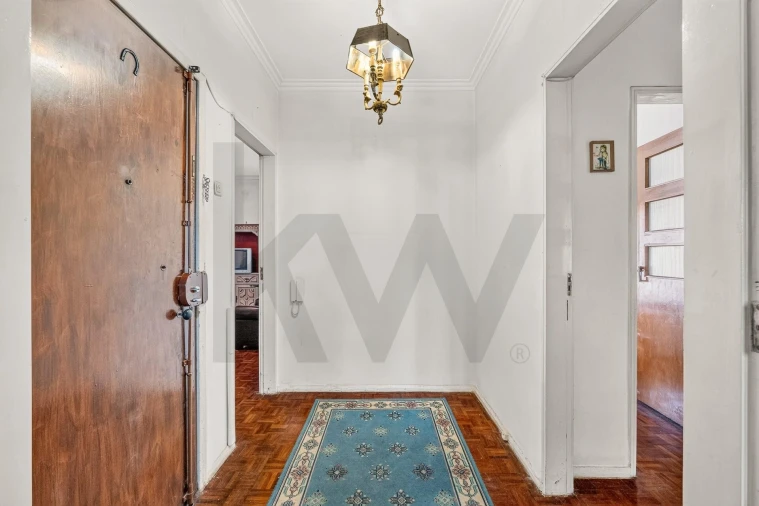 Apartamento T4 para Venda em Alfragide Foto 11